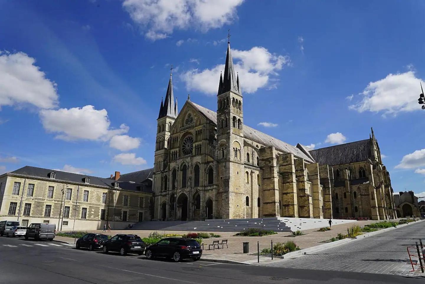 Le Clovis - Centre - Cathedrale Lägenhet Reims Exteriör bild